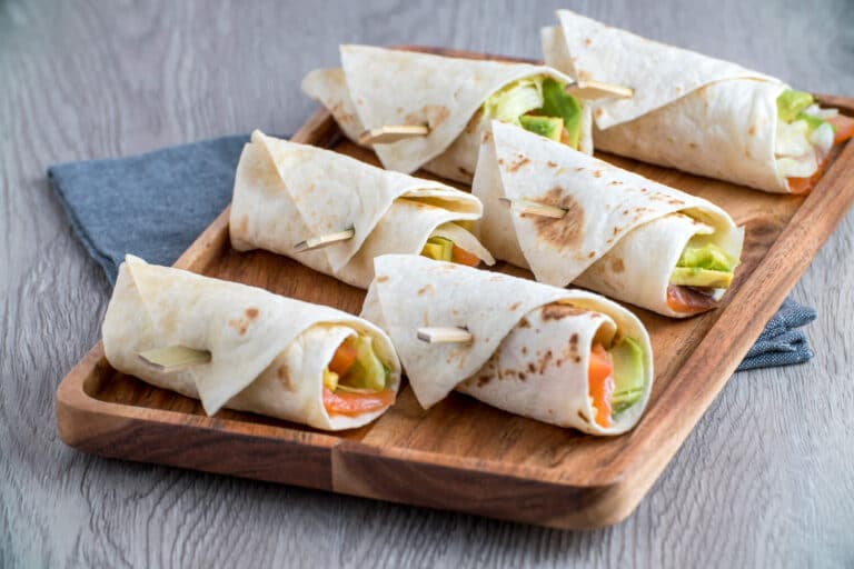 10 grands wraps saumonavocat Mr Matin