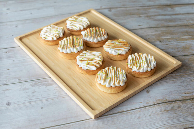 8 Tartelettes passion meringuée, zeste de citron vert